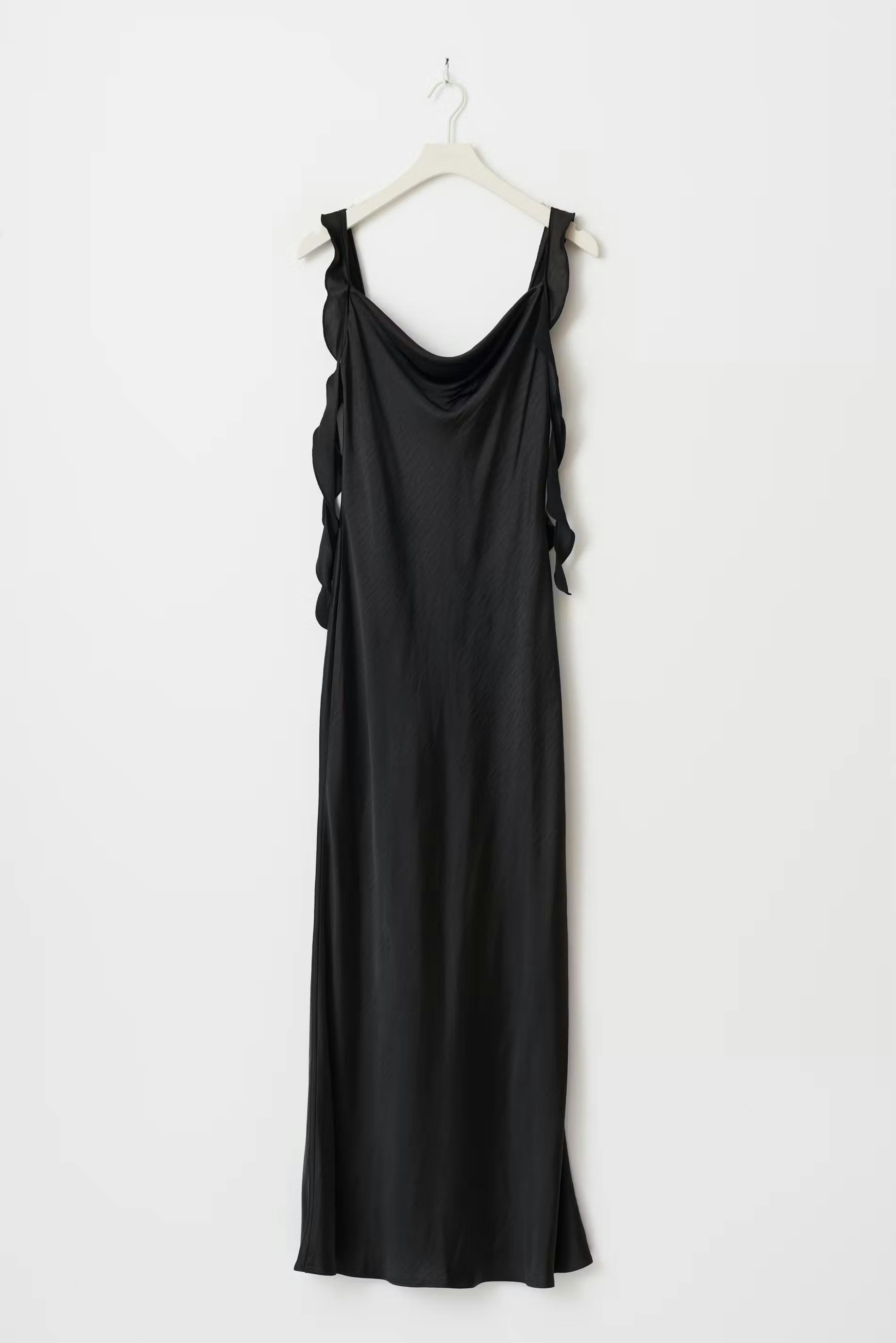 Frill dress