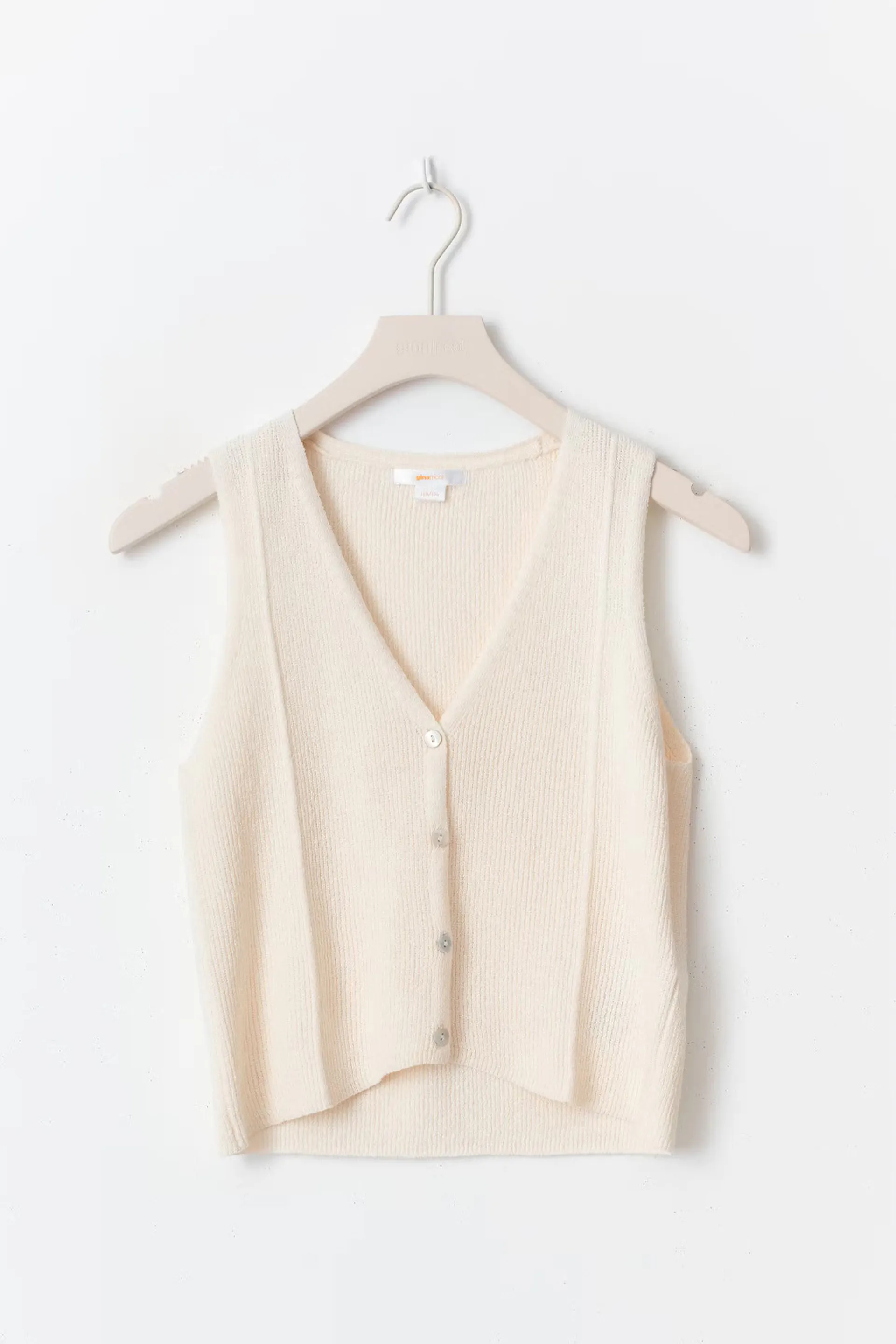 Y knitted vest