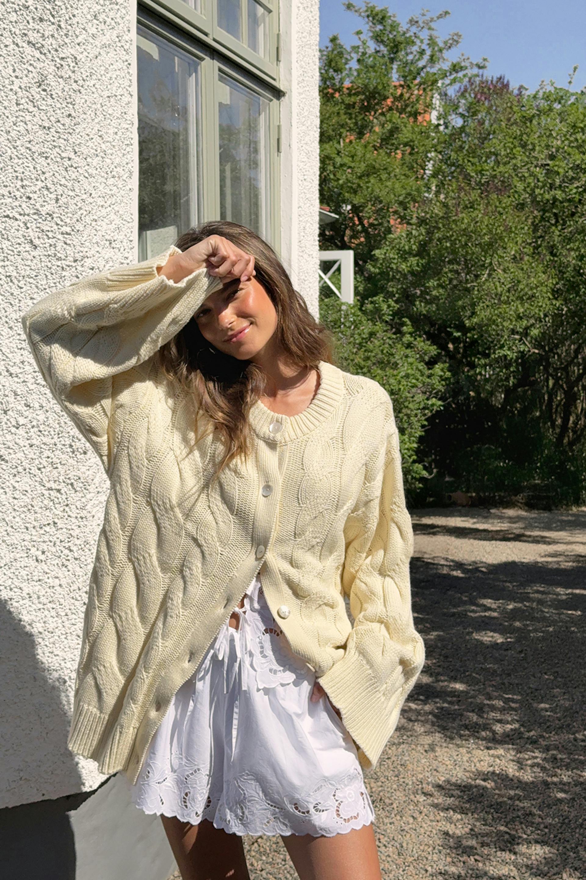 Chunky knitted cable cardigan