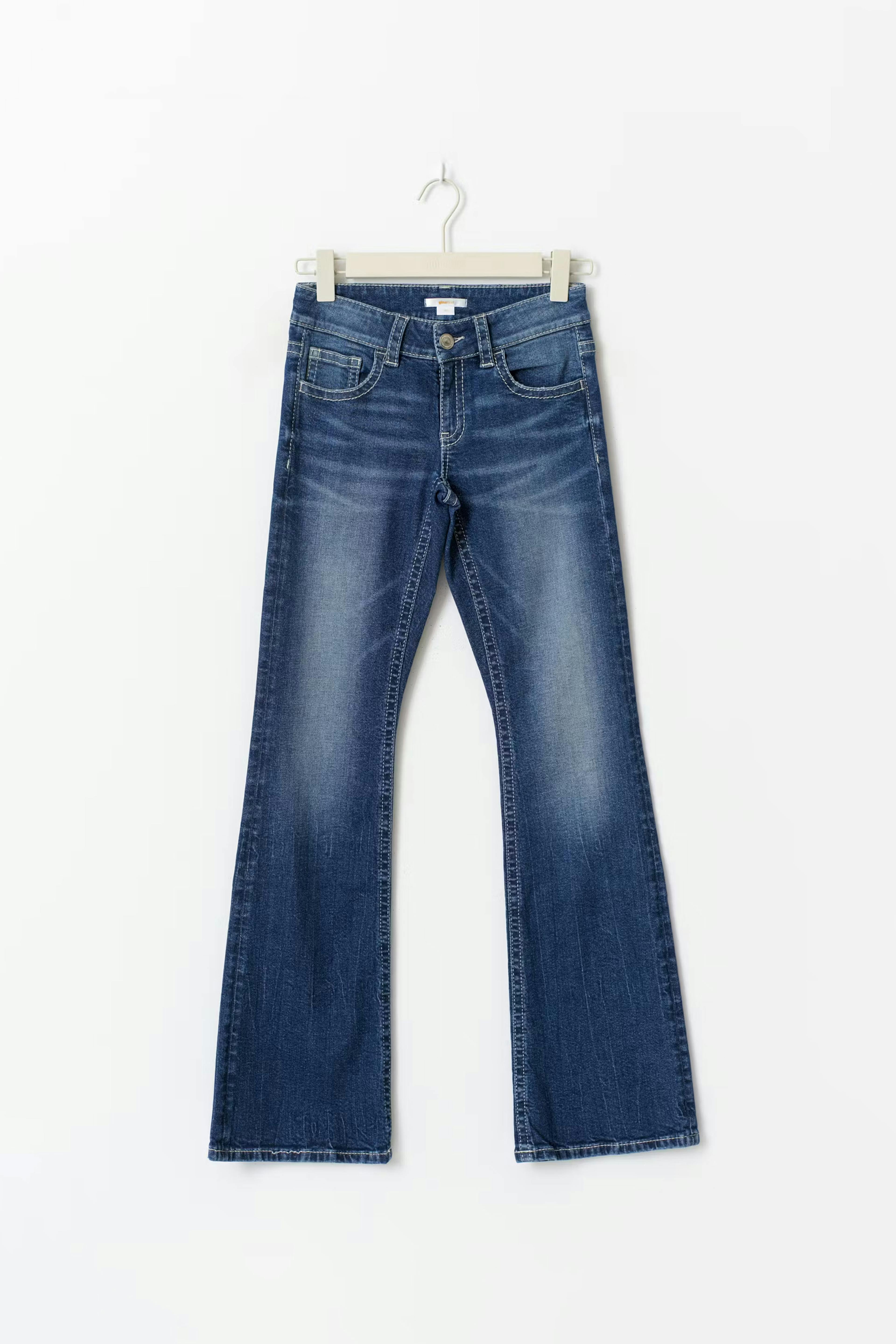 Decorated low flare jeans