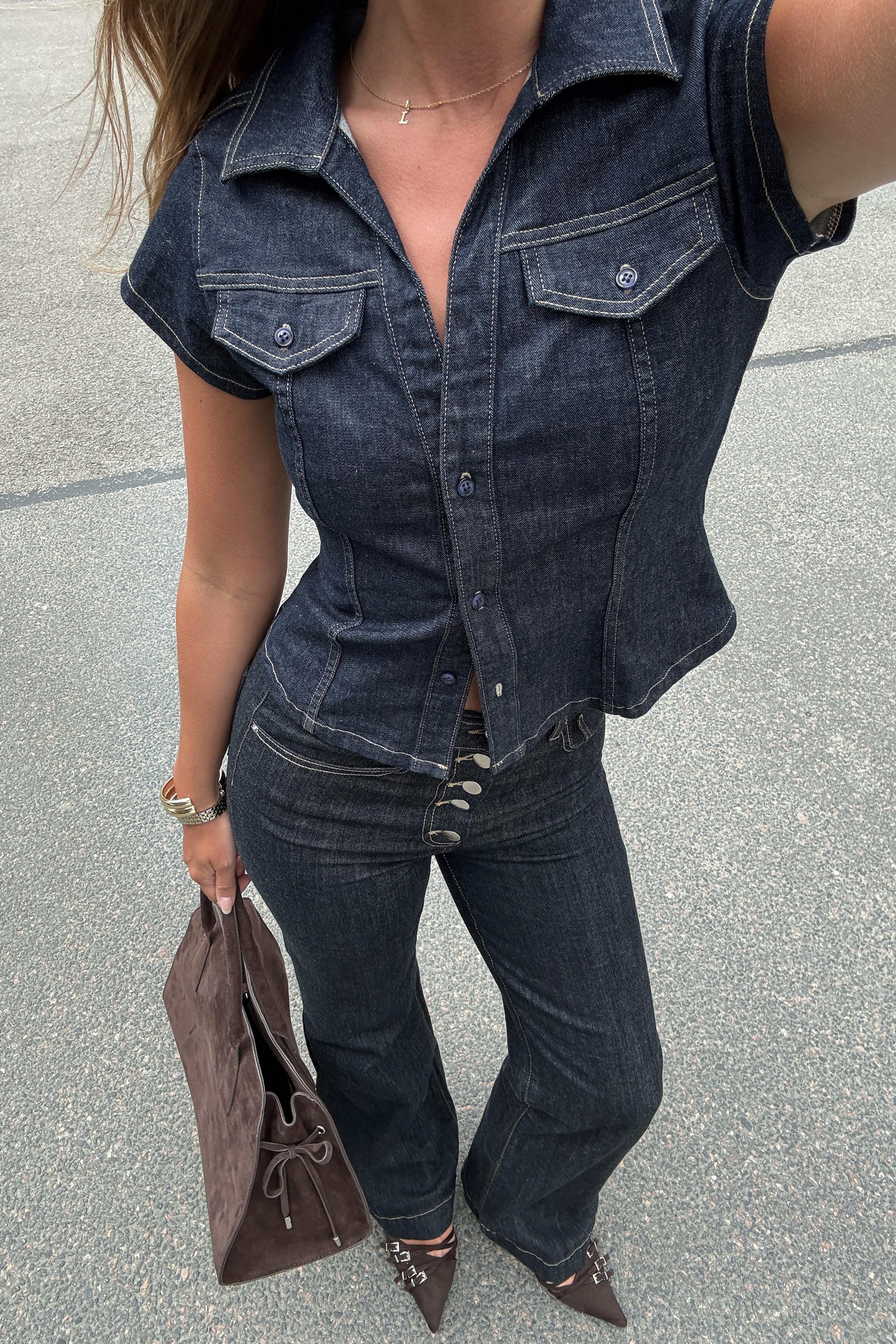 Fitted denim shirt