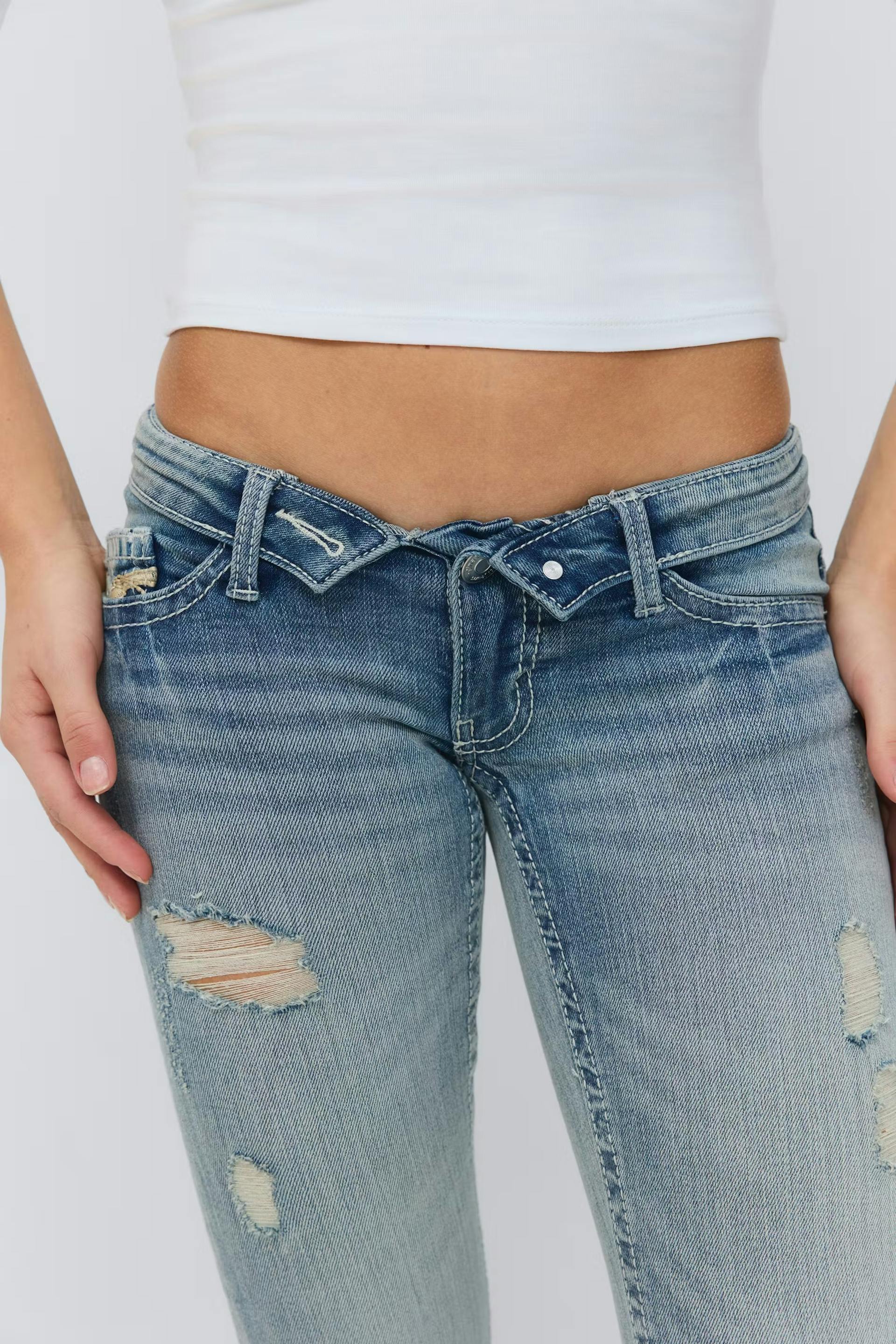 14+ delulu flare jeans curve