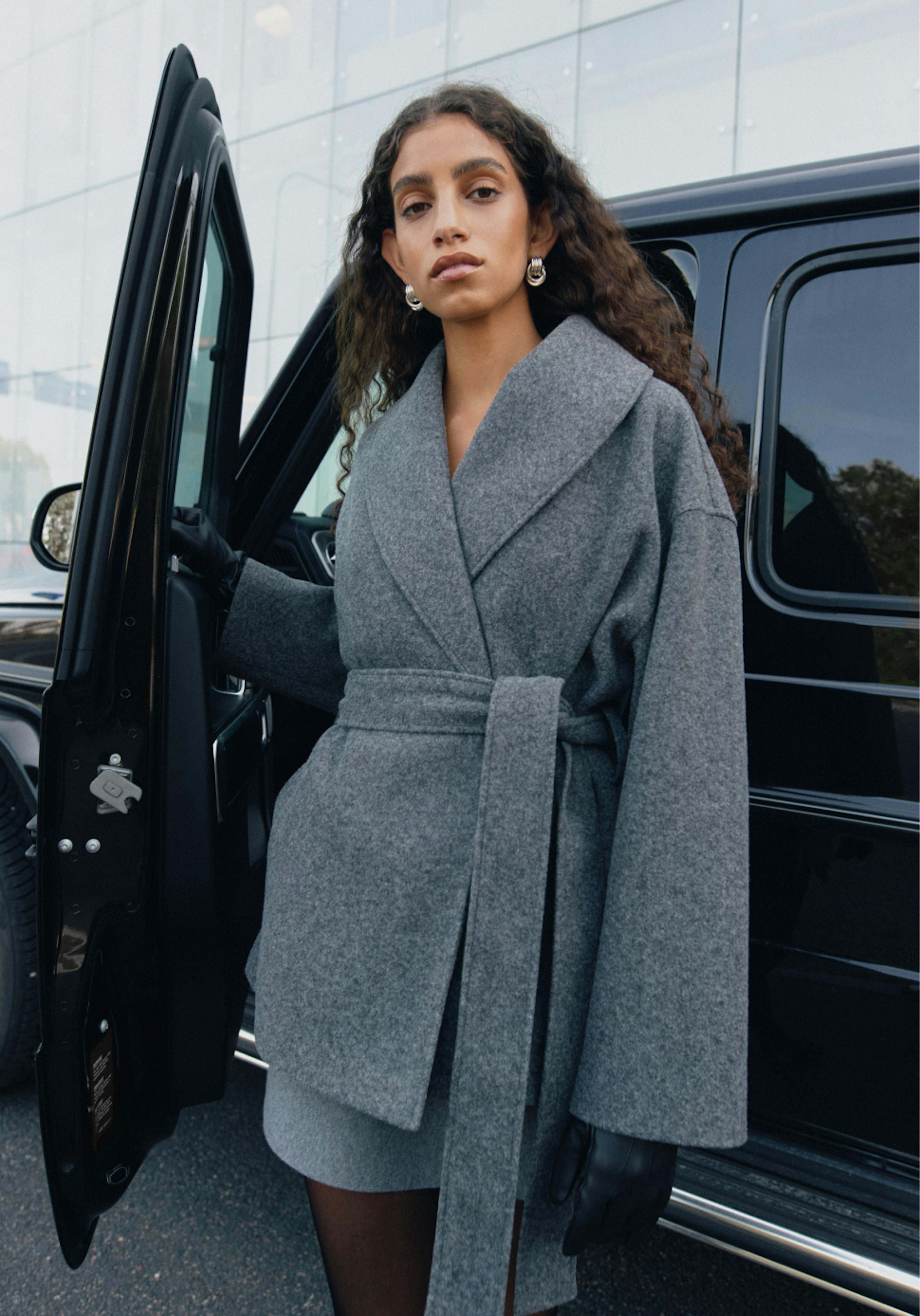 Shawl collar short coat