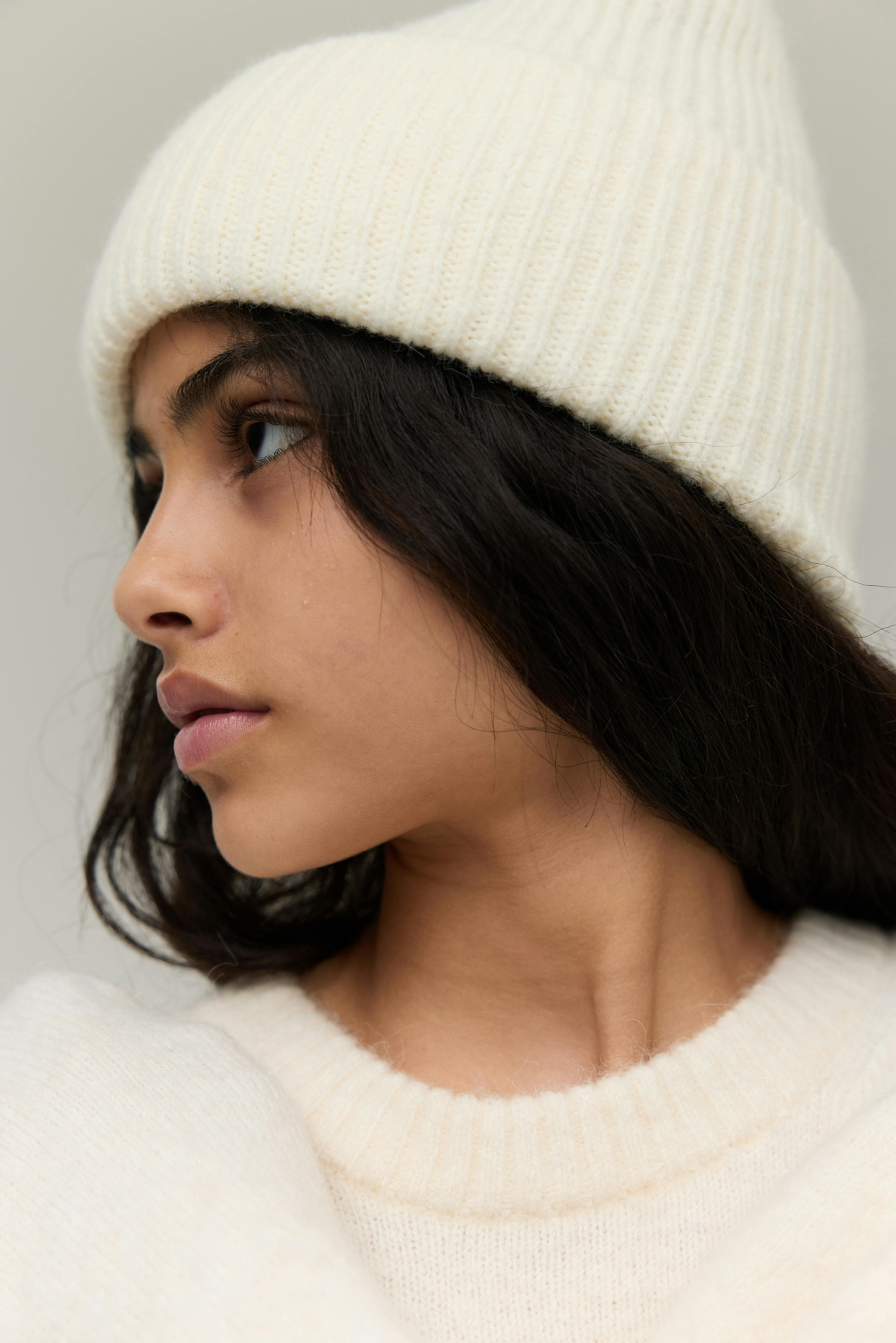 Y knitted sweater