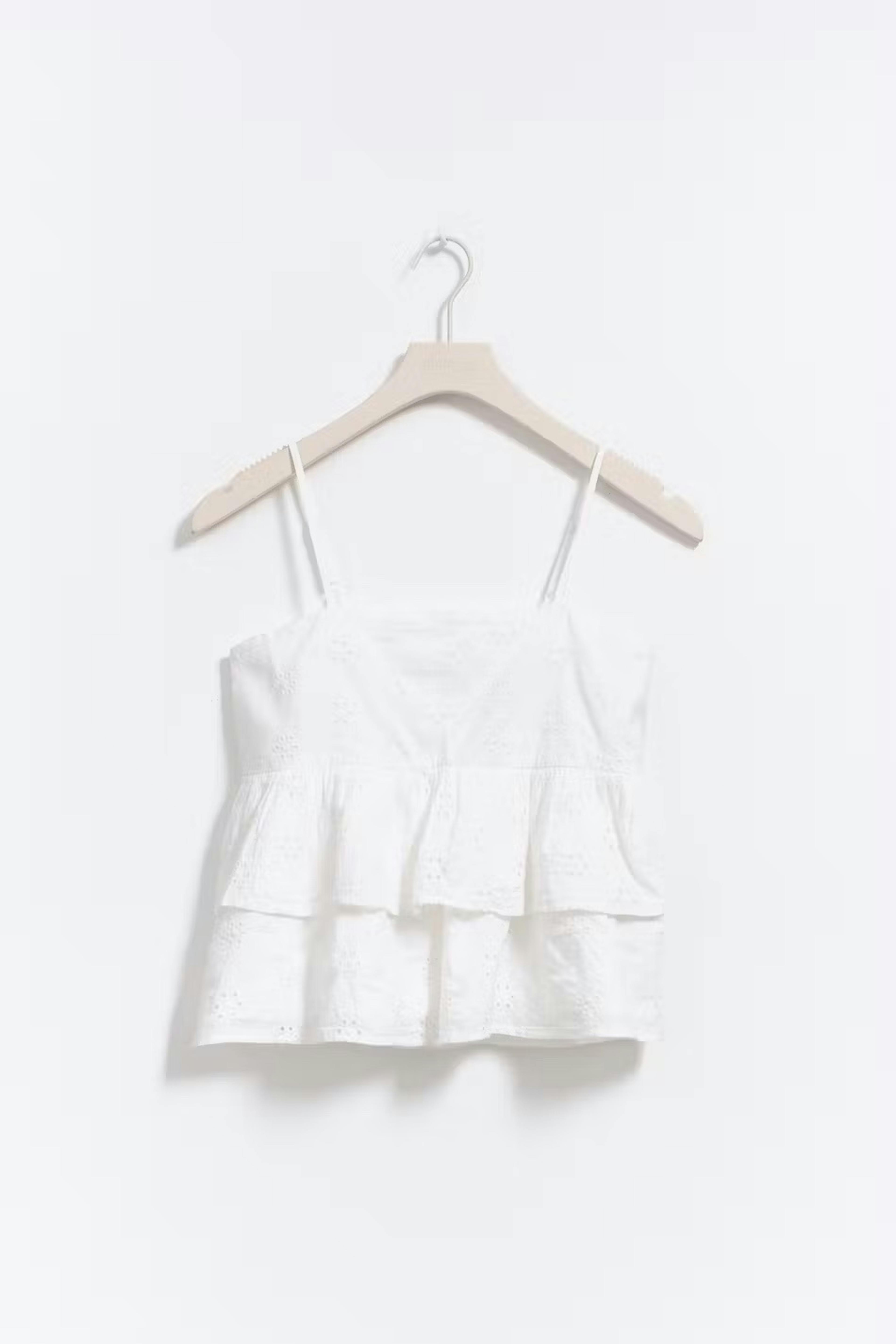 Y anglaise frill top